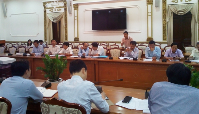 'Rốn ngập' đường Nguyễn Hữu Cảnh vô hiệu hóa cả máy bơm thông minh, bao giờ hết ngập? 'Ron ngap' duong Nguyen Huu Canh vo hieu hoa ca may bom thong minh, bao gio het ngap?