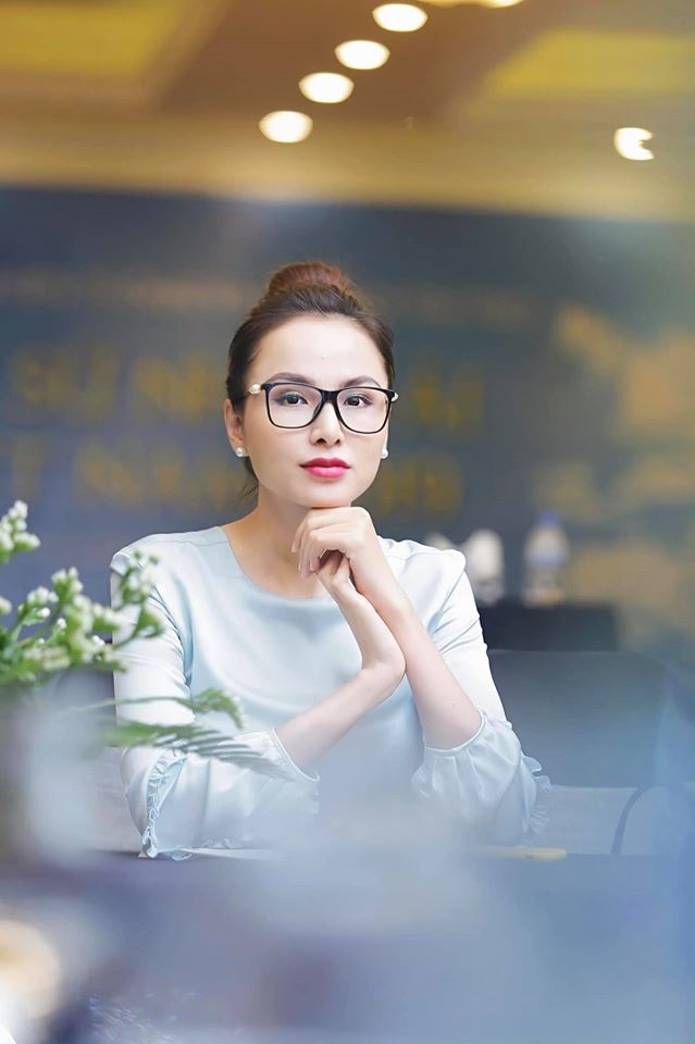 Hoa hậu Diễm Hương từng chọn ‘giữ con chứ không giữ mẹ’ khi gặp tai biến thai kỳ Hoa hau Diem Huong tung chon ‘giu con chu khong giu me’ khi gap tai bien thai ky
