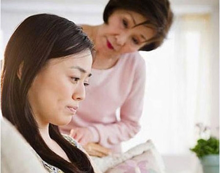 Cũng là dâu sao mẹ thương không đều Cung la dau sao me thuong khong deu