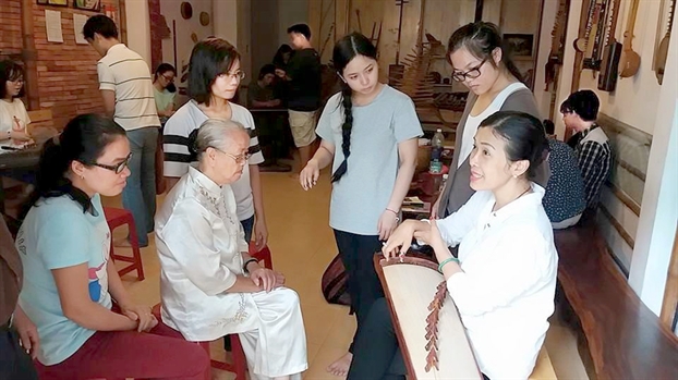 Câu chuyện hạnh phúc của những người thầy Cau chuyen hanh phuc cua nhung nguoi thay