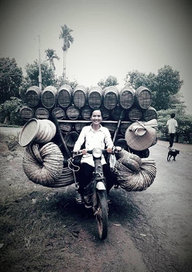 Mặt trăng nhỏ của vùng biên Mat trang nho cua vung bien