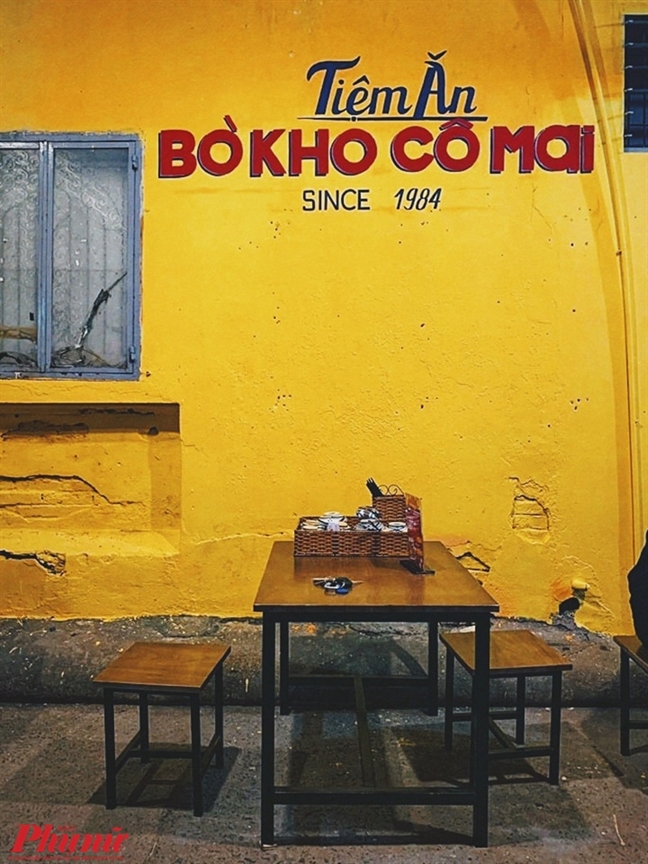 Bò kho cô Mai nổi tiếng 35 năm tại Sài Gòn Bo kho co Mai noi tieng 35 nam tai Sai Gon