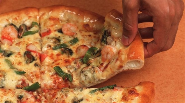 Nạn nhân bạo hành gia đình vờ đặt mua pizza để cảnh báo 911 Nan nhan bao hanh gia dinh vo dat mua pizza de canh bao 911