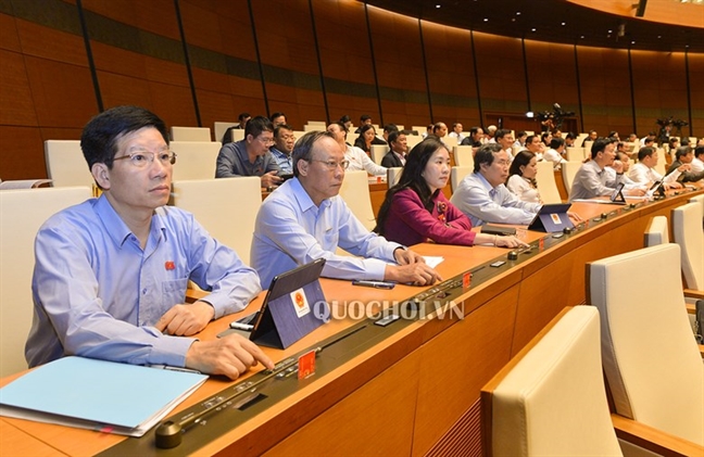 Bỏ định nghĩa 'người có tài năng' trong luật về cán bộ, công chức và viên chức Bo dinh nghia 'nguoi co tai nang' trong luat ve can bo, cong chuc va vien chuc