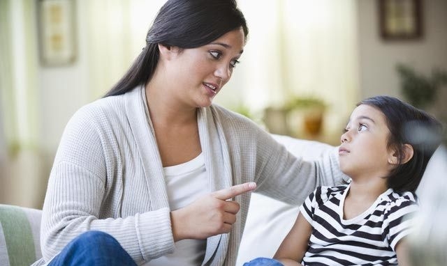 Lục soát điện thoại của con là quyền của cha mẹ? Luc soat dien thoai cua con la quyen cua cha me?