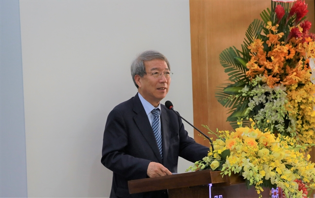 Nguyên Thủ tướng Hàn Quốc chia sẻ cách thúc đẩy sự sáng tạo và phản biện của sinh viên Nguyen Thu tuong Han Quoc chia se cach thuc day su sang tao va phan bien cua sinh vien