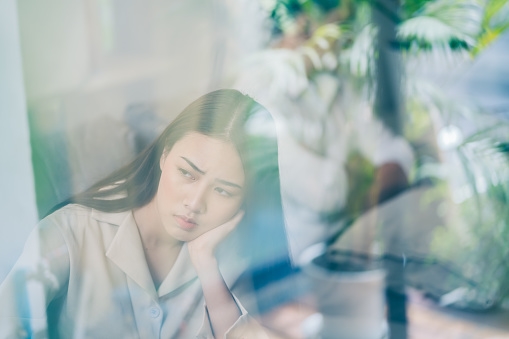 Nghe người mình thầm yêu tỏ tình, lại thấy trống rỗng Nghe nguoi minh tham yeu to tinh, lai thay trong rong