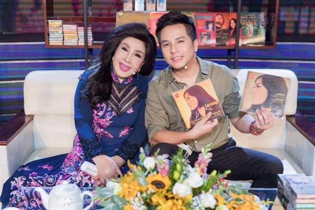 Có gì trong hồi ký gói gọn 60 năm buồn vui của Nghệ sĩ Nhân dân Lệ Thủy? Co gi trong hoi ky goi gon 60 nam buon vui cua Nghe si Nhan dan Le Thuy?