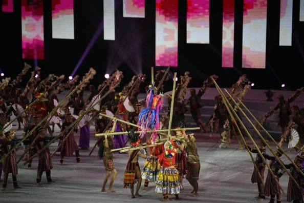 Philippines khai mạc SEA Games 30 bằng màn trình diễn đầy sắc màu Philippines khai mac SEA Games 30 bang man trinh dien day sac mau