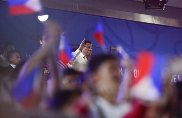 Philippines khai mạc SEA Games 30 bằng màn trình diễn đầy sắc màu Philippines khai mac SEA Games 30 bang man trinh dien day sac mau