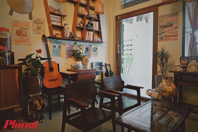 Nhà của ngoại - Hồi kí của những kẻ mộng mơ Nha cua ngoai - Hoi ki cua nhung ke mong mo