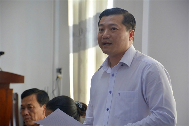 Từ nhân viên bảo vệ lên Chánh văn phòng Sở là... đúng quy định Tu nhan vien bao ve len Chanh van phong So la... dung quy dinh