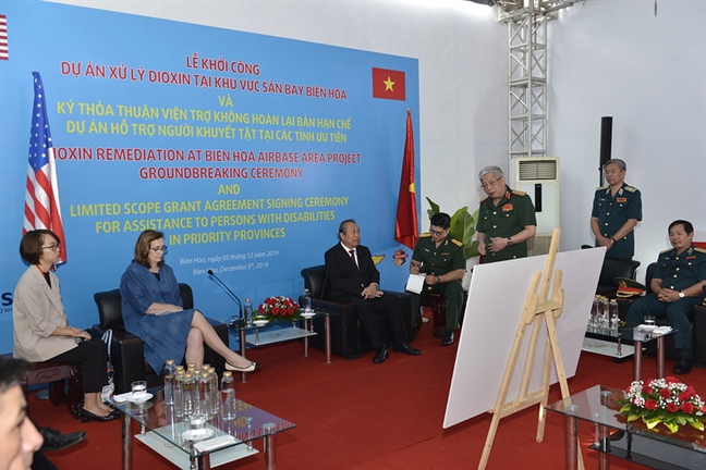 Việt Nam và Hoa Kỳ tăng cường quan hệ đối tác khắc phục hậu quả chiến tranh Viet Nam va Hoa Ky tang cuong quan he doi tac khac phuc hau qua chien tranh