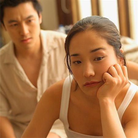 Những chiêu quản thúc chồng quá gắt Nhung chieu quan thuc chong qua gat