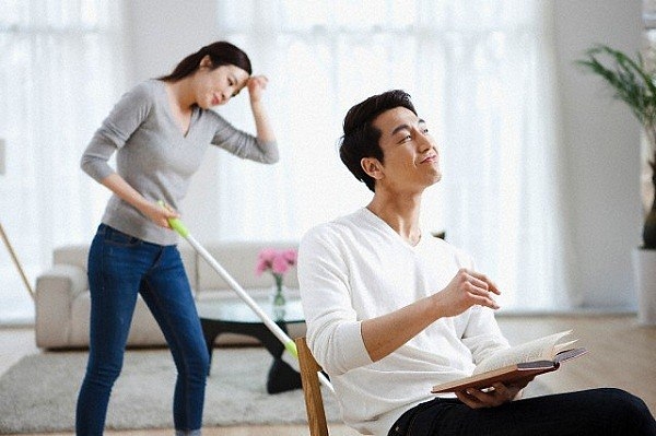 Tôi xin đi làm xa để... dạy chồng Toi xin di lam xa de... day chong