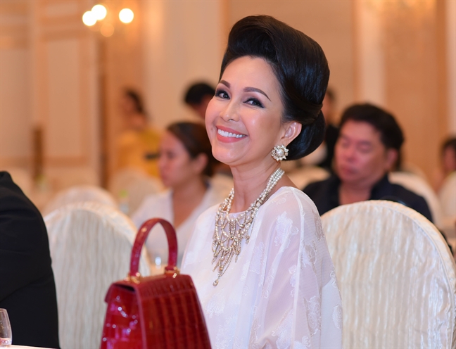 Diễm My 6x: ‘Tôi hồng nhan nhưng không bạc phận’ Diem My 6x: ‘Toi hong nhan nhung khong bac phan’