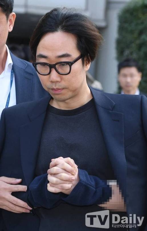 Sau scandal lạm dụng tình dục và tự tử, Kpop lại rúng động với gian lận phiếu bầu Sau scandal lam dung tinh duc va tu tu, Kpop lai rung dong voi gian lan phieu bau
