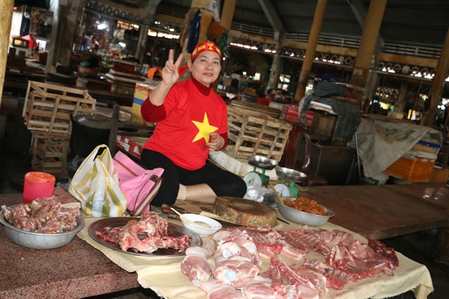 Người hâm mộ cả nước nhộn nhịp xuống đường cổ vũ tuyển Việt Nam Nguoi ham mo ca nuoc nhon nhip xuong duong co vu tuyen Viet Nam