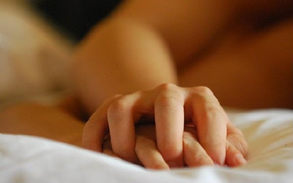 Để chàng mê mẩn không bao giờ tìm bóng hồng khác De chang me man khong bao gio tim bong hong khac