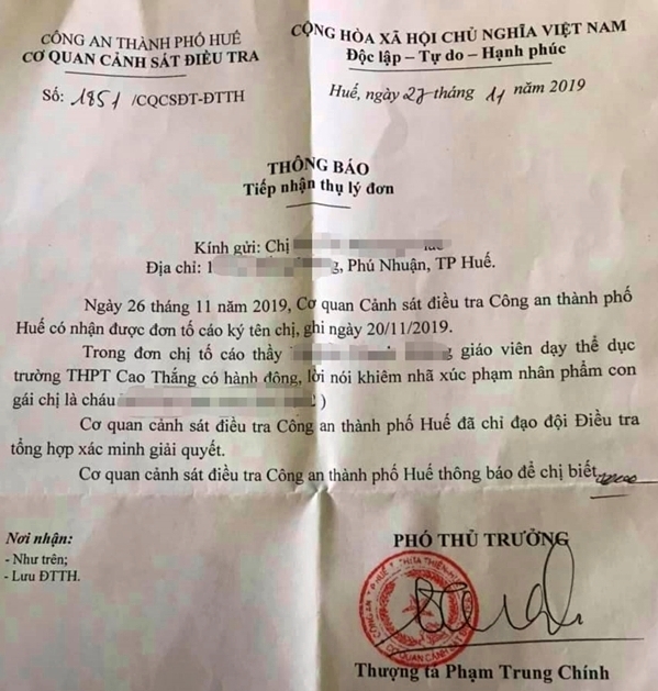 Điều tra vụ thầy giáo bóp má, nói năng khiếm nhã với nữ sinh Dieu tra vu thay giao bop ma, noi nang khiem nha voi nu sinh