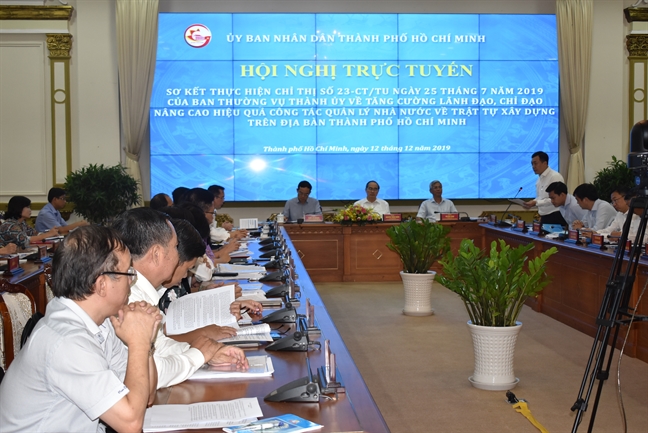 Phó chủ tịch UBND TP.HCM Võ Văn Hoan: 'Trận này 'đánh' cho bằng được các tổ chức vi phạm trật tự xây dựng' Pho chu tich UBND TP.HCM Vo Van Hoan: 'Tran nay 'danh' cho bang duoc cac to chuc vi pham trat tu xay dung'
