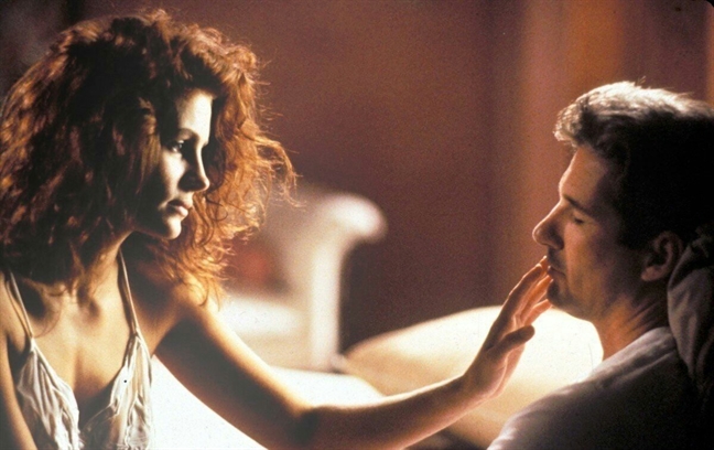 'It must have been love': Chắc hẳn là niềm nhớ 'It must have been love': Chac han la niem nho