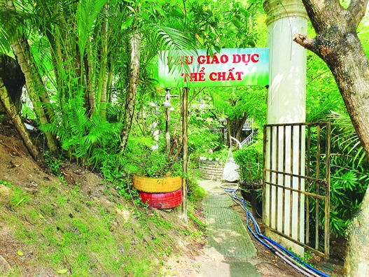 Xã hội hóa giáo dục tại Quảng Ngãi - Biến khu vui chơi trong trường học thành quán cà phê Xa hoi hoa giao duc tai Quang Ngai - Bien khu vui choi trong truong hoc thanh quan ca phe