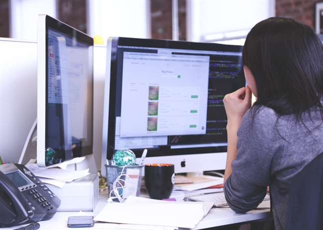 Nhìn Facebook người yêu mà ớn lạnh Nhin Facebook nguoi yeu ma on lanh