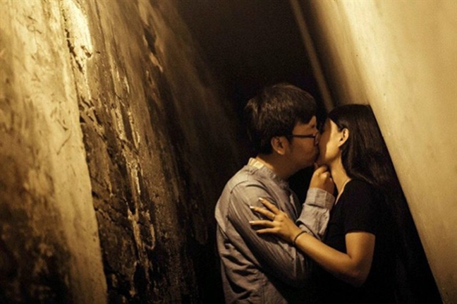 Tôi không thể quên nỗi đau đêm Giáng sinh ấy Toi khong the quen noi dau dem Giang sinh ay