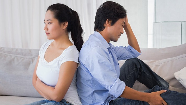 Không sinh được con, chấp nhận ly hôn để chồng đi lấy vợ Khong sinh duoc con, chap nhan ly hon de chong di lay vo