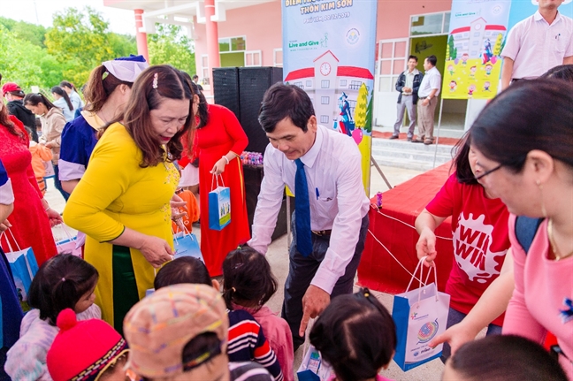 Sữa Cô Gái Hà Lan khánh thành trường mầm non cho trẻ em vùng sâu Sua Co Gai Ha Lan khanh thanh truong mam non cho tre em vung sau