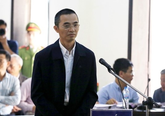 Phiên tòa xử cựu Chánh thanh tra Bộ Thông tin và Truyền thông tiếp tục hoãn Phien toa xu cuu Chanh thanh tra Bo Thong tin va Truyen thong tiep tuc hoan
