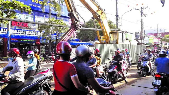 Công trình chậm trễ do đào lên rồi… lấp lại Cong trinh cham tre do dao len roi… lap lai