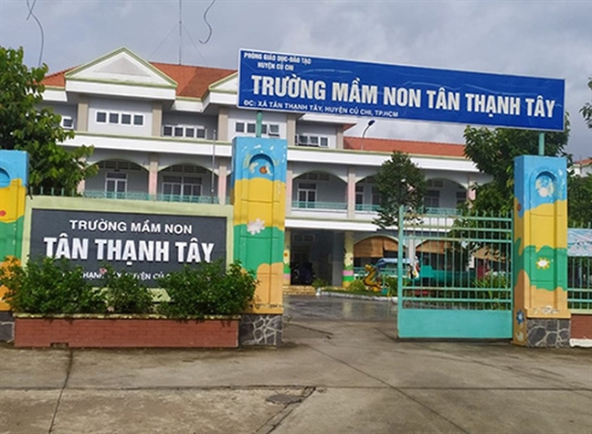 Hiệu trưởng trường mầm non chỉ đạo tiếp nhận 32 trẻ ngoài danh sách Hieu truong truong mam non chi dao tiep nhan 32 tre ngoai danh sach
