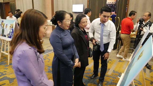 'Vì biển đảo quê hương - Vì tuyến đấu Tổ quốc': Lời hiệu triệu từ ý Đảng, lòng dân 'Vi bien dao que huong - Vi tuyen dau To quoc': Loi hieu trieu tu y Dang, long dan