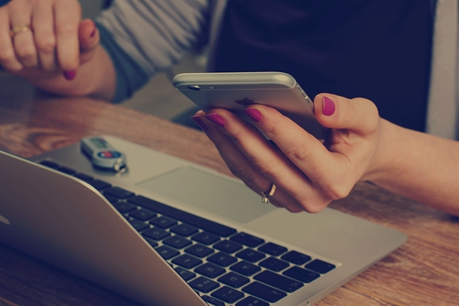 Vỡ nợ vì giấc mơ làm giàu từ mỹ phẩm online Vo no vi giac mo lam giau