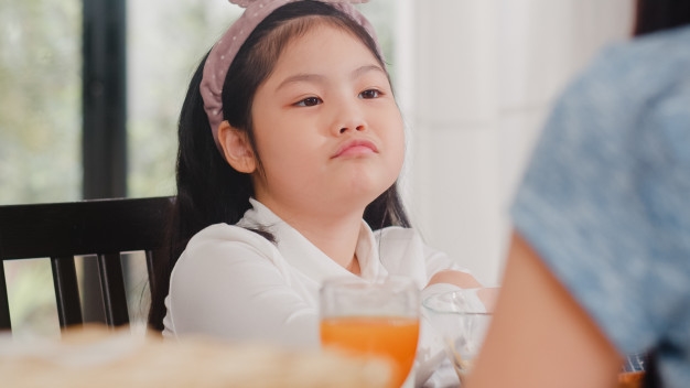 Con biết ơn mẹ vô cùng! Con biet on me vo cung!