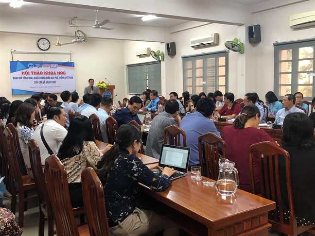 Học sinh 'than' đánh mất cả thanh xuân vì... chương trình nặng Hoc sinh 'than' danh mat ca thanh xuan vi... chuong trinh nang