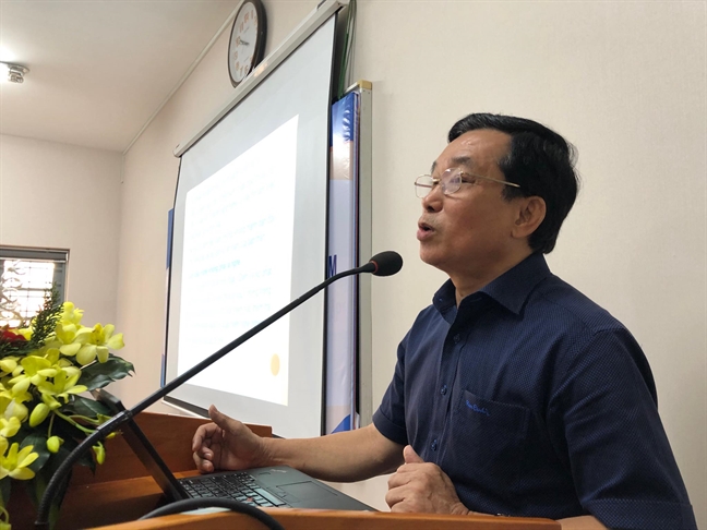 Học sinh 'than' đánh mất cả thanh xuân vì... chương trình nặng Hoc sinh 'than' danh mat ca thanh xuan vi... chuong trinh nang