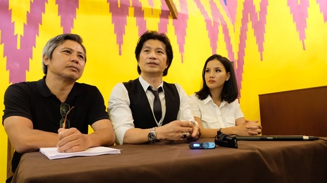 Vụ Dustin Nguyễn: Nếu còn cảm tính, đừng mơ chuyên nghiệp Vu Dustin Nguyen: Neu con cam tinh, dung mo chuyen nghiep