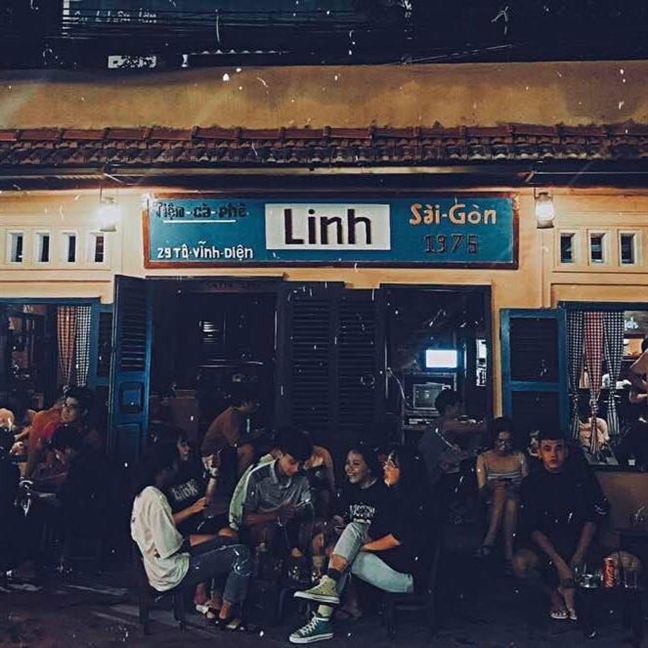 'Thâu đêm' giao thừa cùng tiệm cà phê năm 1975 'Thau dem' giao thua cung tiem ca phe nam 1975