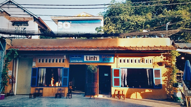'Thâu đêm' giao thừa cùng tiệm cà phê năm 1975 'Thau dem' giao thua cung tiem ca phe nam 1975